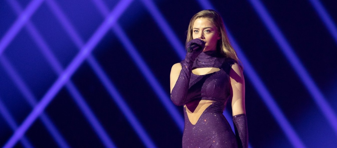 Eurovision 2021: Εντυπωσιακή εμφάνιση για την Stefania – «Αγκαλιά» με την πρόκριση (βίντεο)