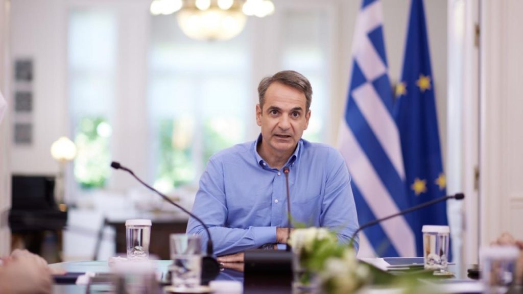 Απέτυχε η προσπάθεια «εξαγοράς» των νέων με «150άρια» και η κυβέρνηση ετοιμάζει νέα «δωροδοκία»: Ποιες ηλικίες θα αφορά