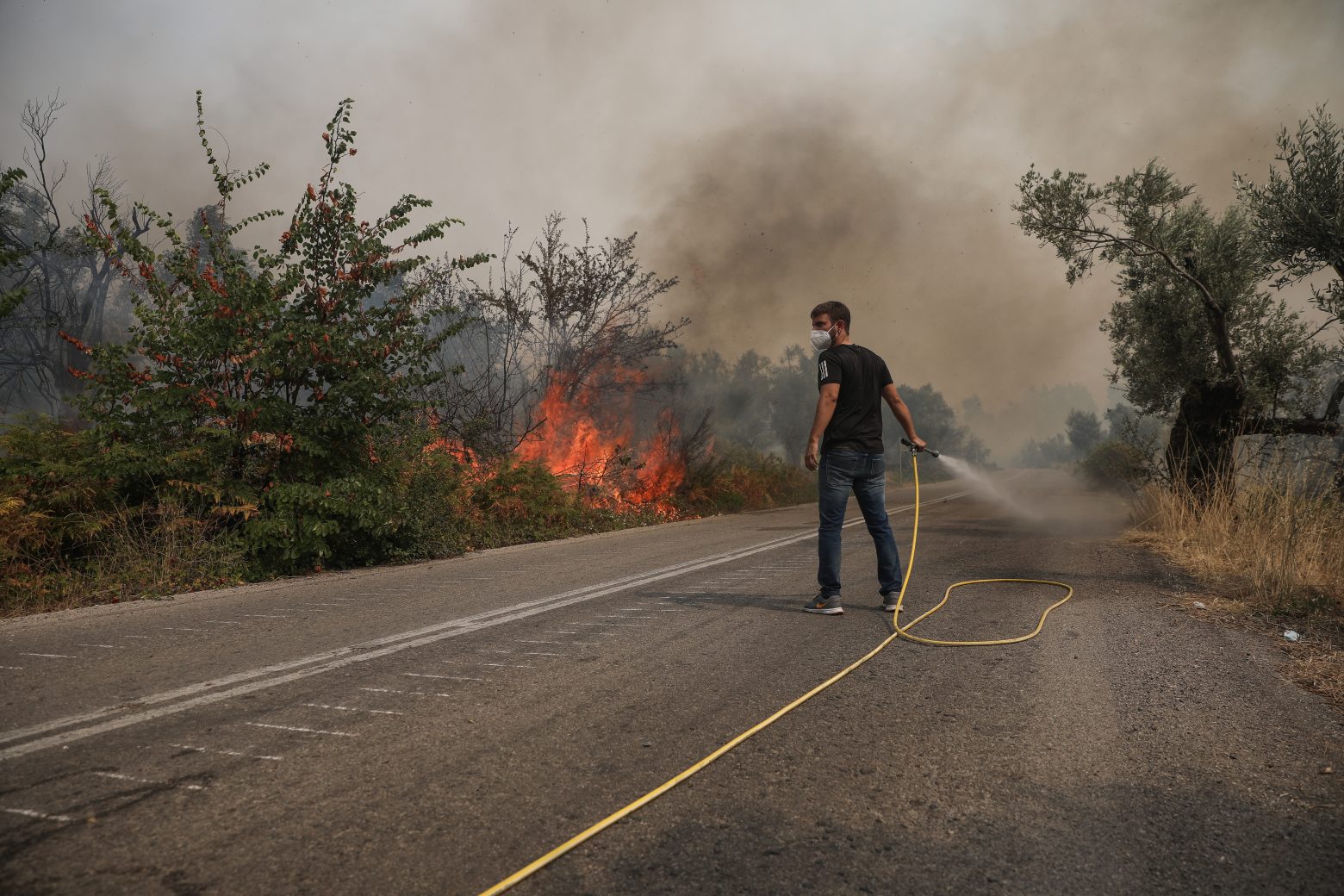 Φωτιά στην Αττική: Ανοιχτή και πάλι η Εθνική Οδός Αθηνών – Λαμίας