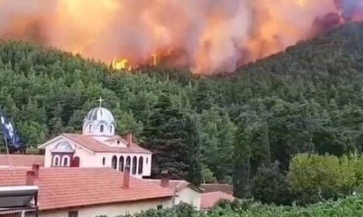 Οι εκκλησίες και οι μονές που γλίτωσαν από τις καταστροφικές πυρκαγιές (φώτο-βίντεο)