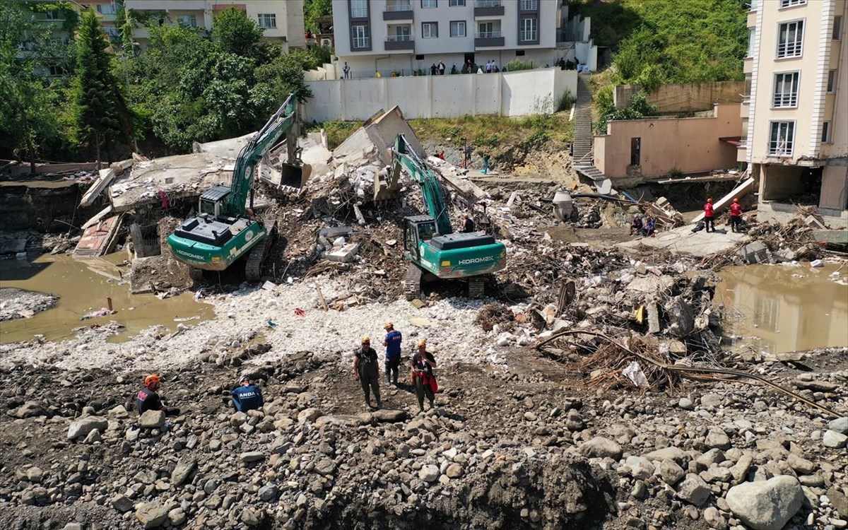 Τουρκία: 70 νεκροί και 47 αγνοούμενοι από τις πλημμύρες στις επαρχίες της Μαύρης Θάλασσας