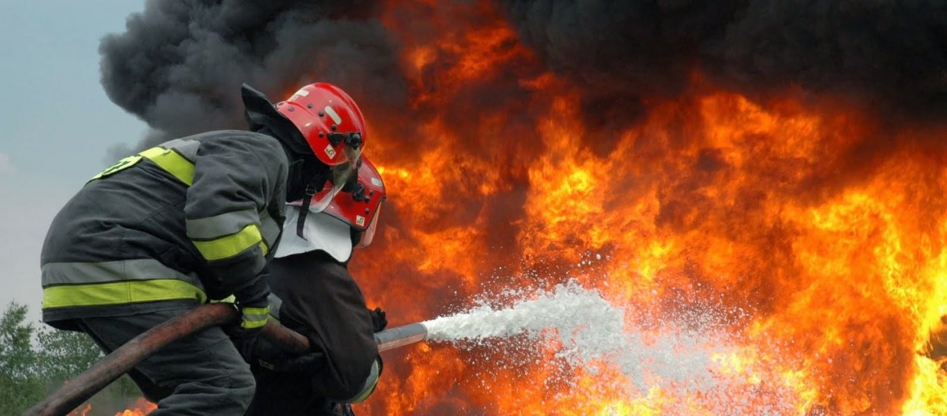 Φωτιά στα Βίλια: Από ένα κούτσουρο φαίνεται πως ξεκίνησαν όλα – Έρευνες για εμπρησμό