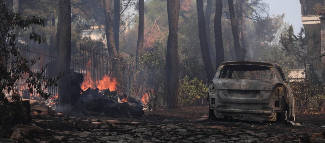 Συνεχίζεται το ολοκαύτωμα της χώρας σε Bίλια – Κερατέα: 50.000 στρέμματα έγιναν στάχτη από τις φωτιές