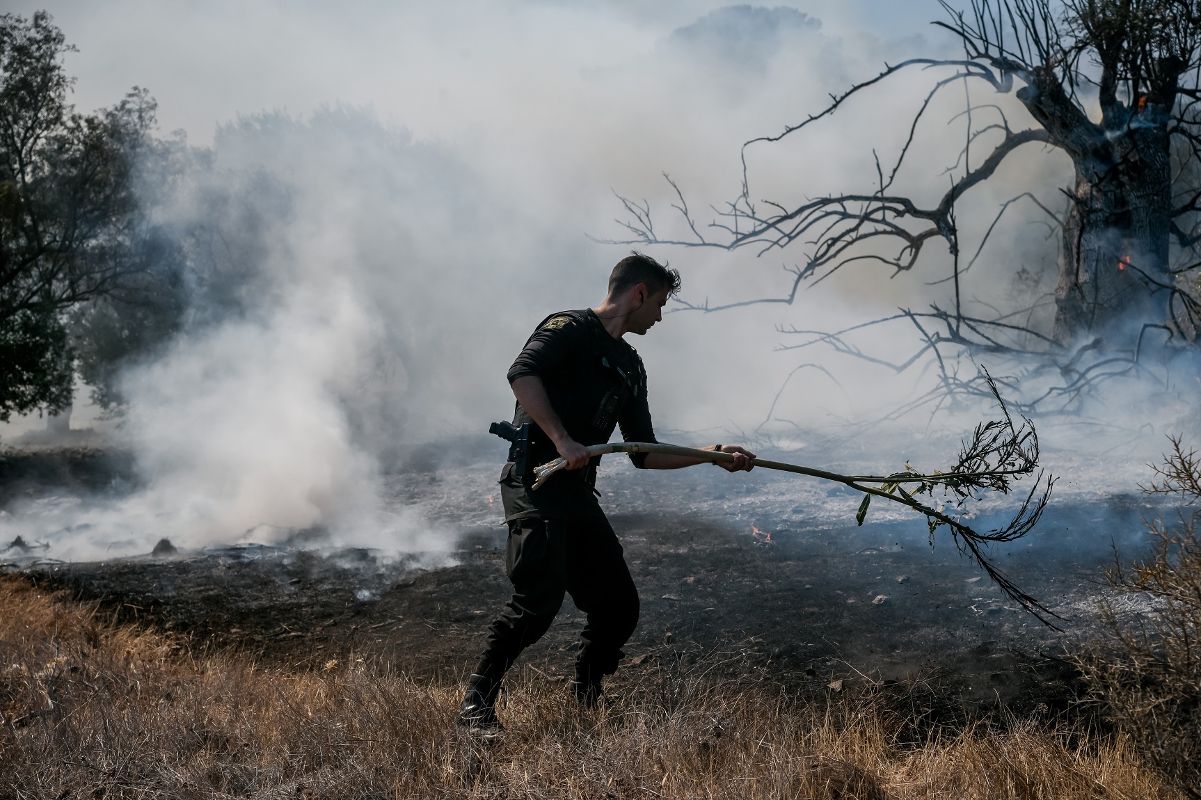 Φωτιά Εύβοια: Διακοπή ρεύματος σε τρεις οικισμούς