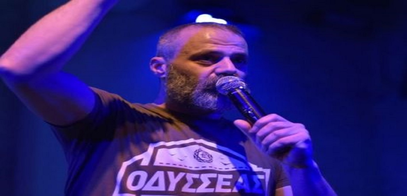 Razastarr: Νεκρός σε τροχαίο ο Οδυσσέας Τσιαμπόκαλος – Τον χτύπησαν και τον εγκατέλειψαν