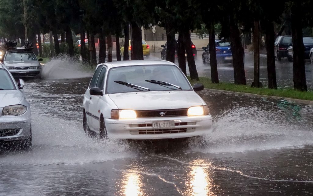 Καιρός: Καταιγίδα τώρα στην Αττική – Η πρόβλεψη