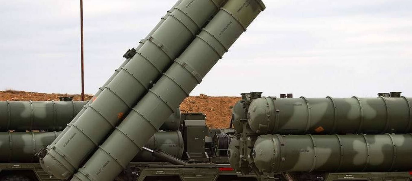 Η Ρωσία ξεκίνησε την παράδοση S-400 στην Ινδία παρά τον κίνδυνο της επιβολής αμερικανικών κυρώσεων