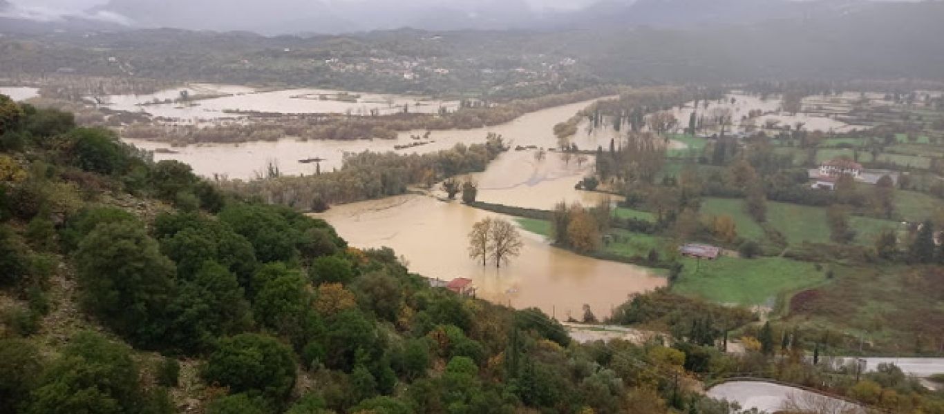 Η κακοκαιρία πλήττει τη Θεσπρωτία – Δύσκολη η νύχτα που έρχεται