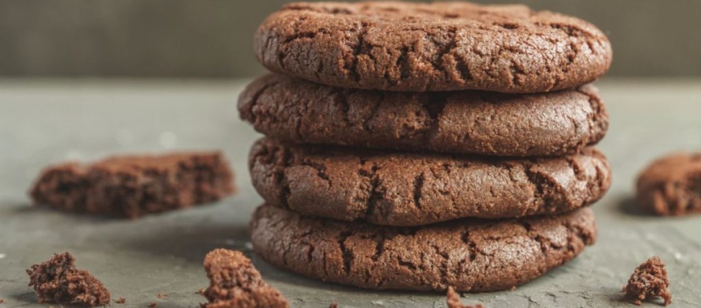 Λαχταριστά cookies σοκολάτας μόνο με δύο υλικά (βίντεο)