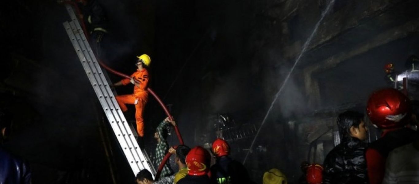 Μπανγκλαντές: 32 νεκροί από πυρκαγιά σε φέρι