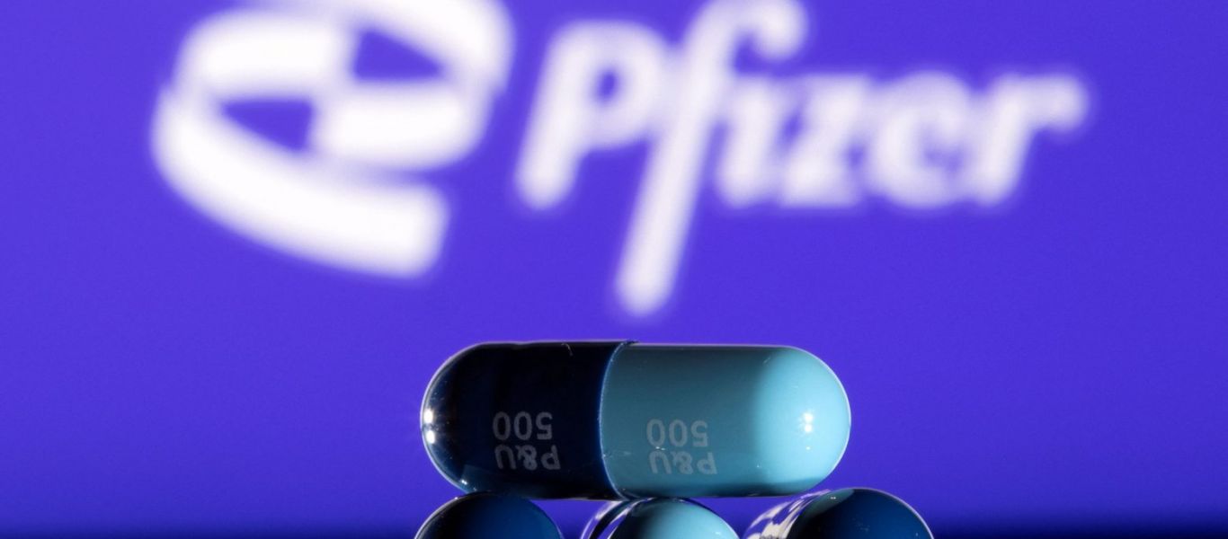 Κορωνοϊός:  Εγκρίθηκε το χάπι της Pfizer στη Βρετανία