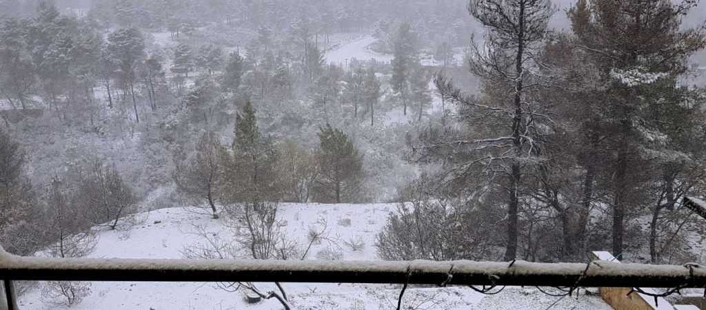 Καιρός: Χιονοπτώσεις και τσουχτερό κρύο σήμερα – Αναλυτικά η πρόγνωση