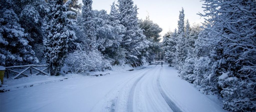 Meteo: Από το 2008 είχε να πέσει τόσο πολύ χιόνι στην Αθήνα μέσα σε μια ημέρα