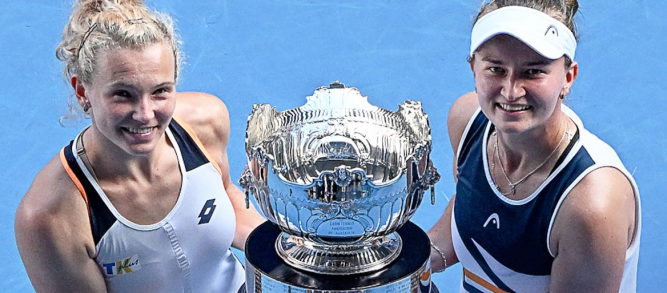 Australian Open: Κρεϊτσίκοβα και Σινιάκοβα νικήτριες του διπλού στη Μελβούρνη