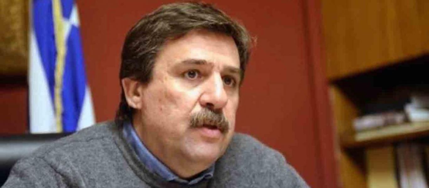 Α.Ξανθός: «Η κυβέρνηση να διασφαλίσει έστω και τώρα την άμεση επιστροφή των ανεμβολίαστων υγειονομικών στη δουλειά τους»