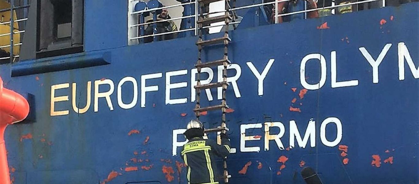 Euroferry Olympia: Στο Λιμεναρχείο της Κέρκυρας για να καταθέσει ο 21χρονος διασωθείς – «Σώθηκα στα τυφλά»