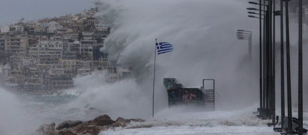 Καιρός: Οδηγίες από την Πολιτική Προστασία για την κακοκαιρία «Bianca»