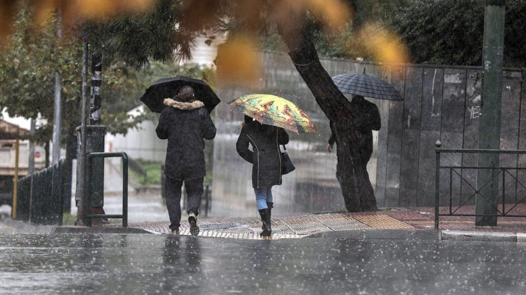 Κακοκαιρία «Φίλιππος»: Με βροχές και χιονοπτώσεις η αυριανή μέρα