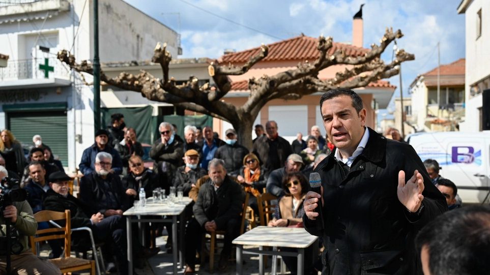 Ο πρόεδρος του ΣΥΡΙΖΑ ζήτησε στήριξη των αγροτών: «Θα αναλάβουμε την ευθύνη, αφού δραπετεύσει ο Μητσοτάκης»