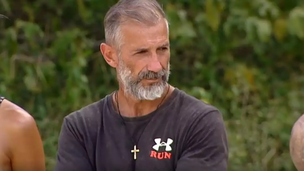 Survivor: «Λύγισε» ο Τάκης Καραγκούνιας αποκαλύπτοντας τον λόγο που μπήκε στο παιχνίδι -«Δεν μπορώ άλλο!»