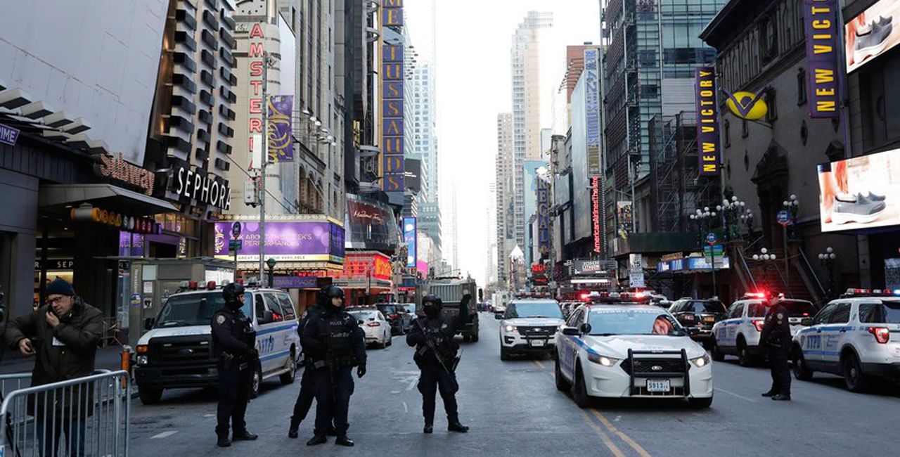 Έκρηξη στην Times Square στη Νέα Υόρκη – Τρομοκρατημένοι οι κάτοικοι