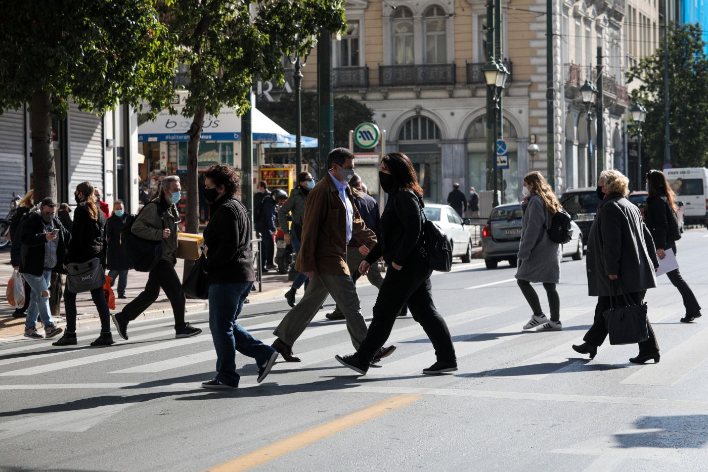 Ο κορωνοϊός στην Ελλάδα: 9.308 τα νέα κρούσματα – Πού εντοπίζονται (φώτο)