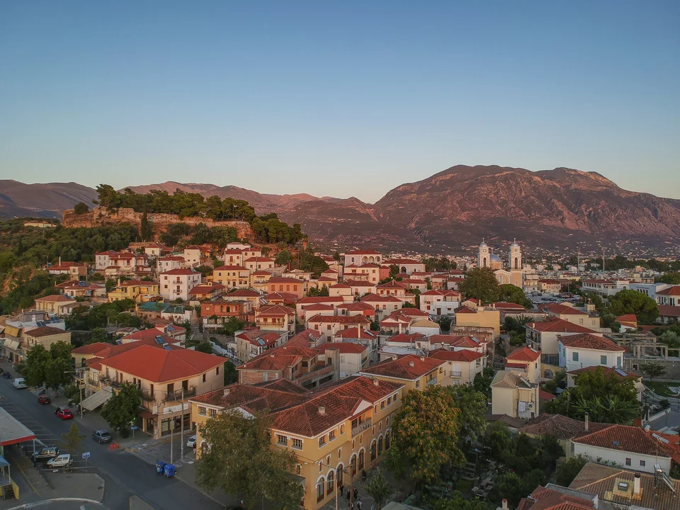 Πρωτομαγιά: Τέσσερις προορισμοί για οικογενειακές διακοπές