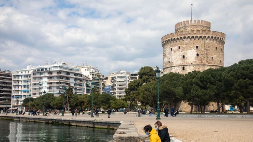 Θεσσαλονίκη: Σταθεροποιητική τάση συγκέντρωσης του ιικού φορτίου του κορωνοϊού