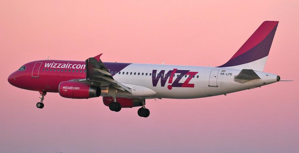 Ταλαιπωρία για τους επιβάτες πτήσης της Wizz Air UK – Χρειάστηκε να αλλάξουν αεροσκάφος