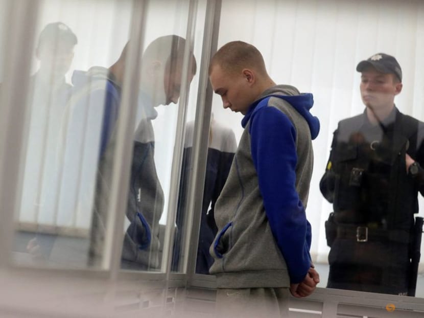 Δίκη-παρωδία από το ολοκληρωτικό καθεστώς του Κιέβου: Καταδίκασαν ισόβια Ρώσο στρατιώτη