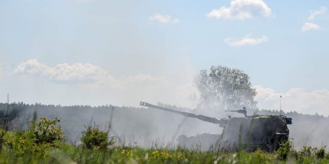 Δεκάδες πυροβόλα και εκατοντάδες τεθωρακισμένα έδωσαν οι δυτικές χώρες στην Ουκρανία – Και τα AHS Krab στην μάχη