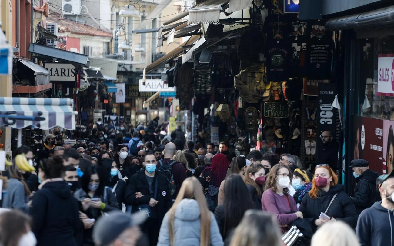 Κορωνοϊός: Μέτρα προστασίας και self test κατά τις γιορτές για τις ευπαθείς ομάδες