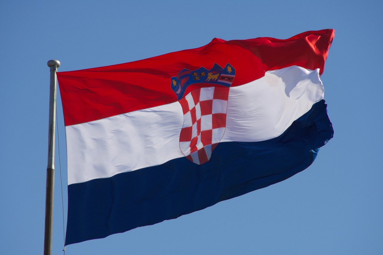 Financial Times: «Η Κροατία έτοιμη να καλωσορίσει το ευρώ από 1η Ιανουαρίου»