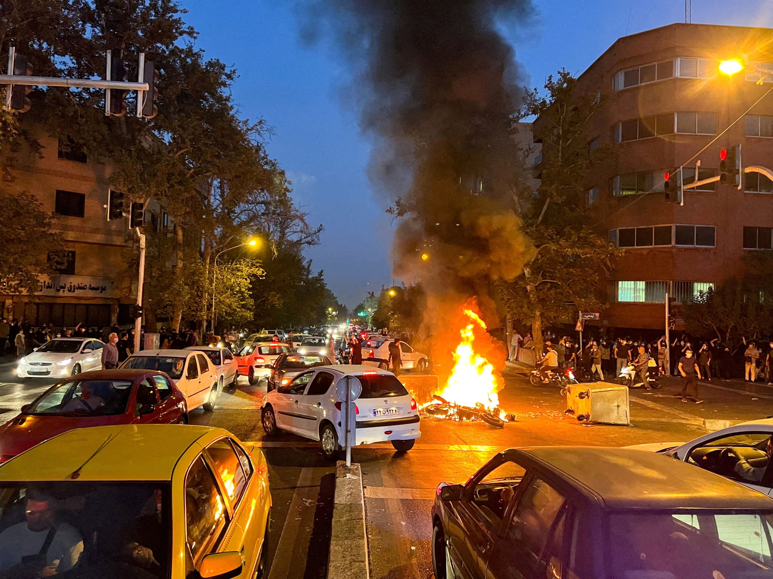 Το Ιράν επιμένει για τον «ολέθριο ρόλο» του Λονδίνου στις πρόσφατες διαδηλώσεις