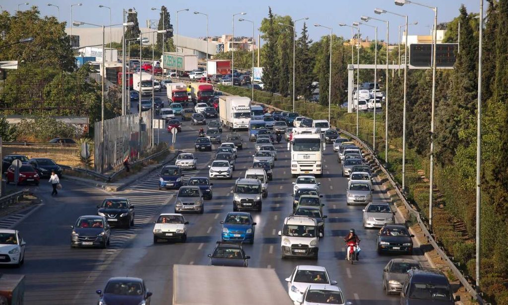 Δείτε σε ποιους δρόμους της Αττικής υπάρχει αυξημένη κίνηση (χάρτης)