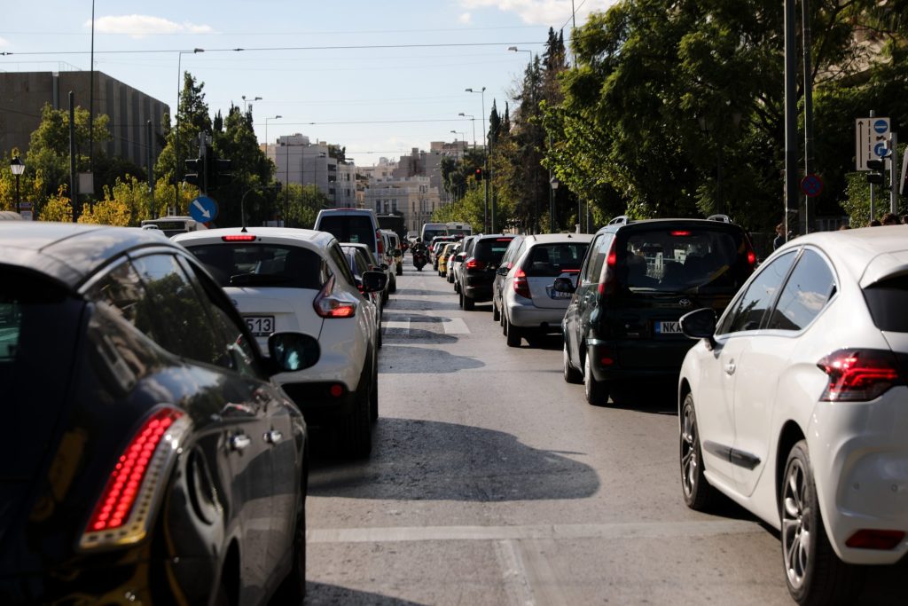 Τέλη κυκλοφορίας με τον μήνα: Πότε ανοίγει η πλατφόρμα – Πώς λειτουργεί