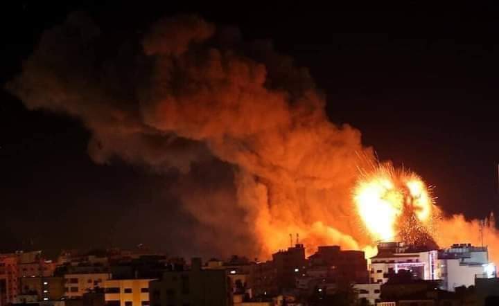 Αεροπορικά πλήγματα στη Λωρίδα της Γάζας εξαπέλυσε το Ισραήλ