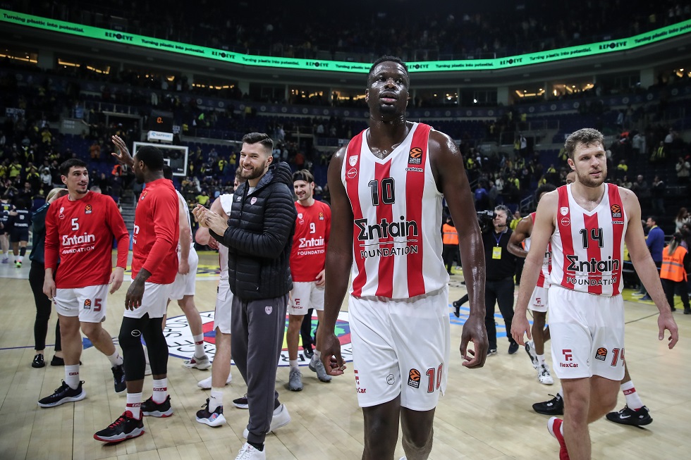 Euroleague: Νίκη για να διατηρηθεί στην κορυφή ο Ολυμπιακός με Εφές – Εκτός έδρας με Μπασκόνια ο Παναθηναϊκός