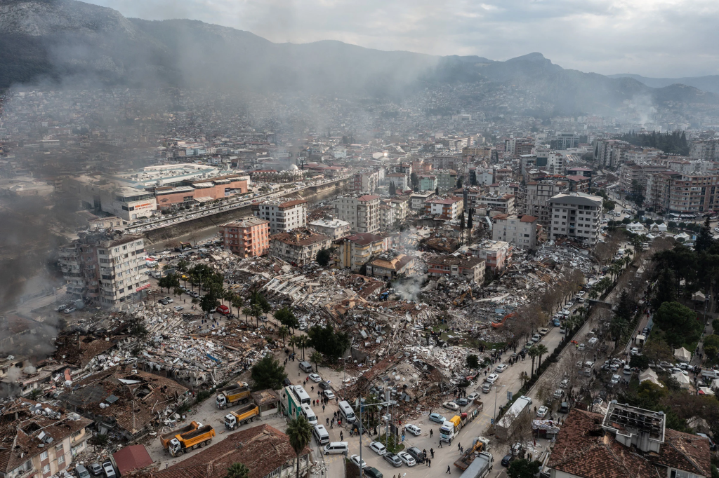 Ισχυρός σεισμός 5,2 Ρίχτερ στην κεντρική Τουρκία – Χτύπησε πάλι τις κατεστραμμένες περιοχές