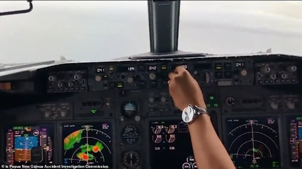 Εντυπωσιακό βίντεο: Η στιγμή που πιλότος προσγειώνει αεροσκάφος εν μέσω καταιγίδας (βίντεο)