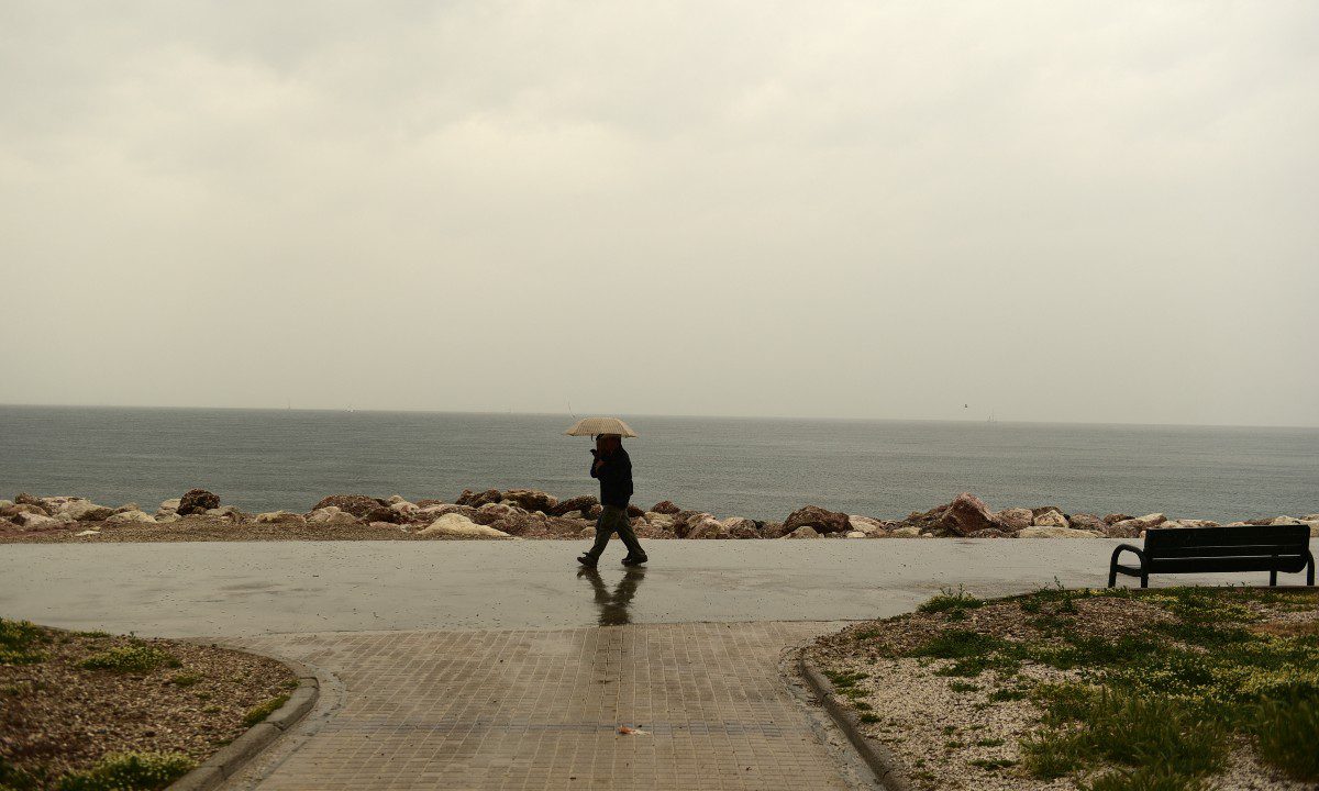 Καιρός: Με υψηλές θερμοκρασίες και λασποβροχές η σημερινή μέρα – Η πρόγνωση της ΜΕΥ