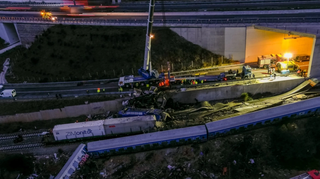 Μίλησε τελικά και ο πρόεδρος της Hellenic Train: «Στεκόμαστε δίπλα στις οικογένειες των θυμάτων»