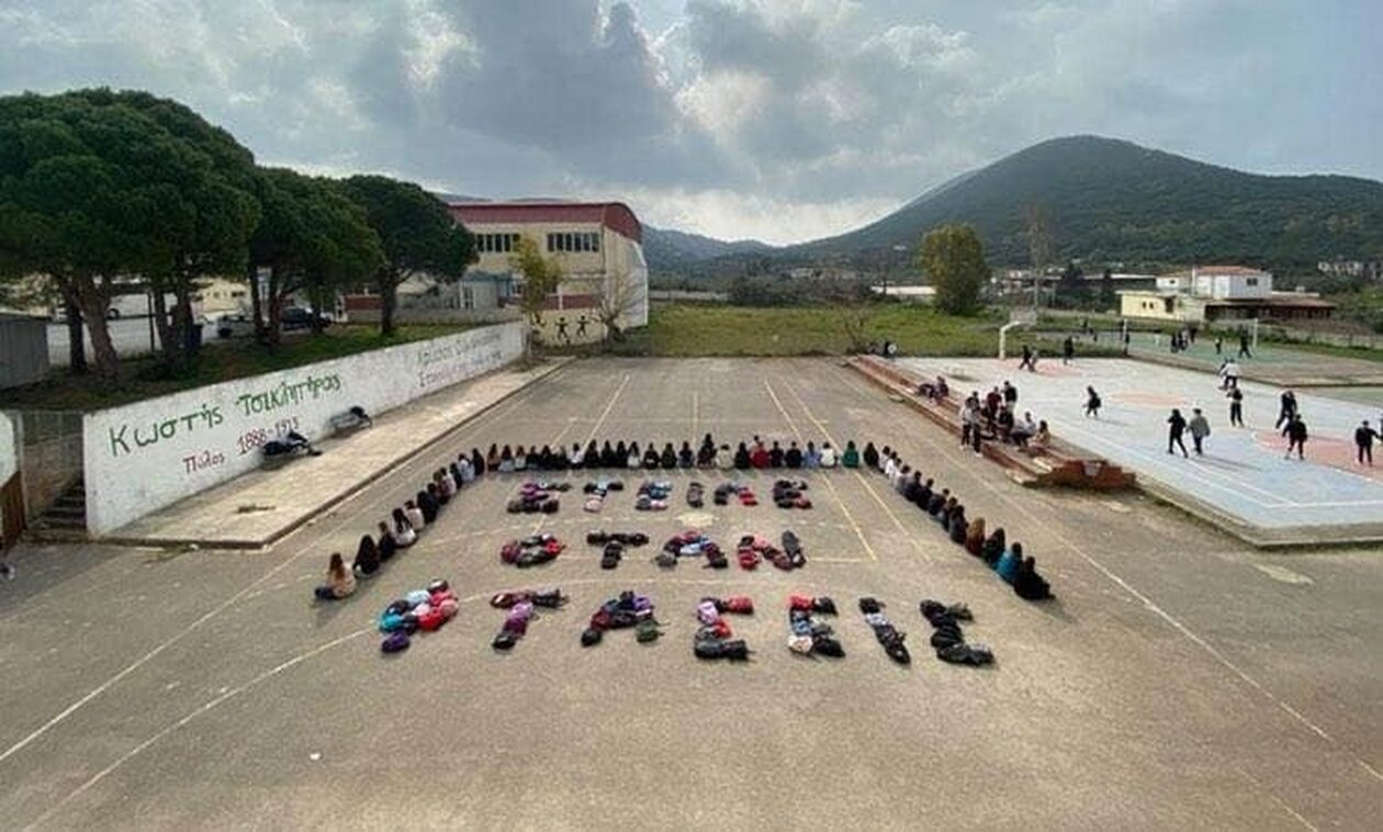 Νέα μαθητική συγκέντρωση την Παρασκευή στα Προπύλαια