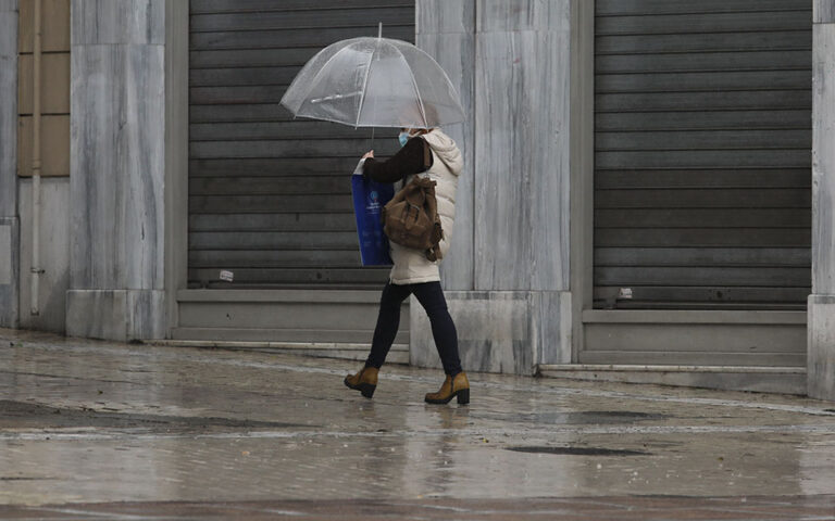 Καιρός: Bροχές και σποραδικές καταιγίδες αύριο – Ποιες περιοχές θα επηρεαστούν