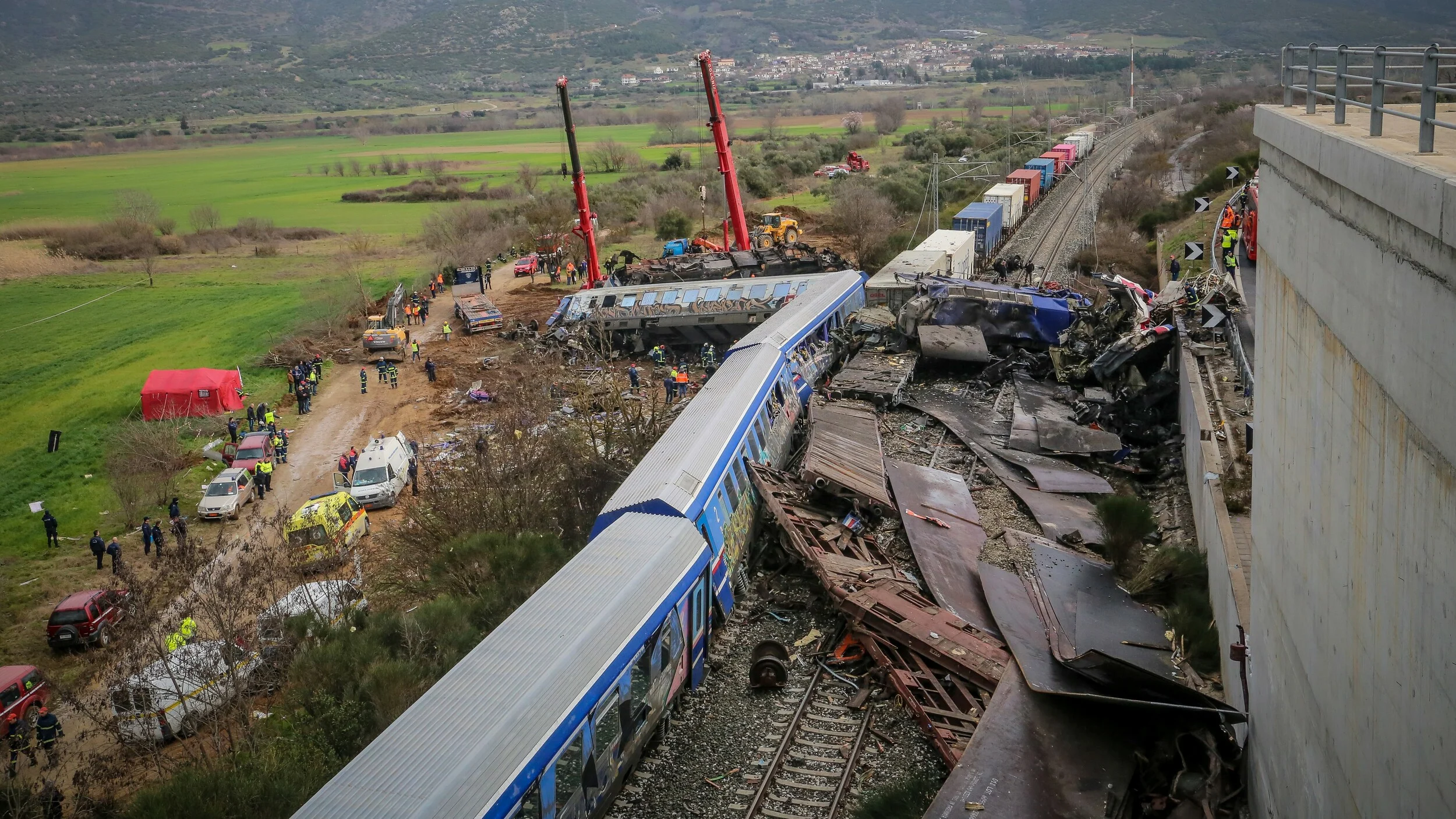 Μαρτυρία επιβάτη: «Σώθηκα από τύχη, 15 λεπτά πριν το δυστύχημα ήμουν στο κυλικείο»