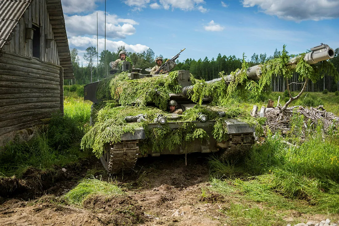 Challenger-2: Εντατική η εκπαίδευση των ουκρανικών πληρωμάτων στην Βρετανία – Βίντεο