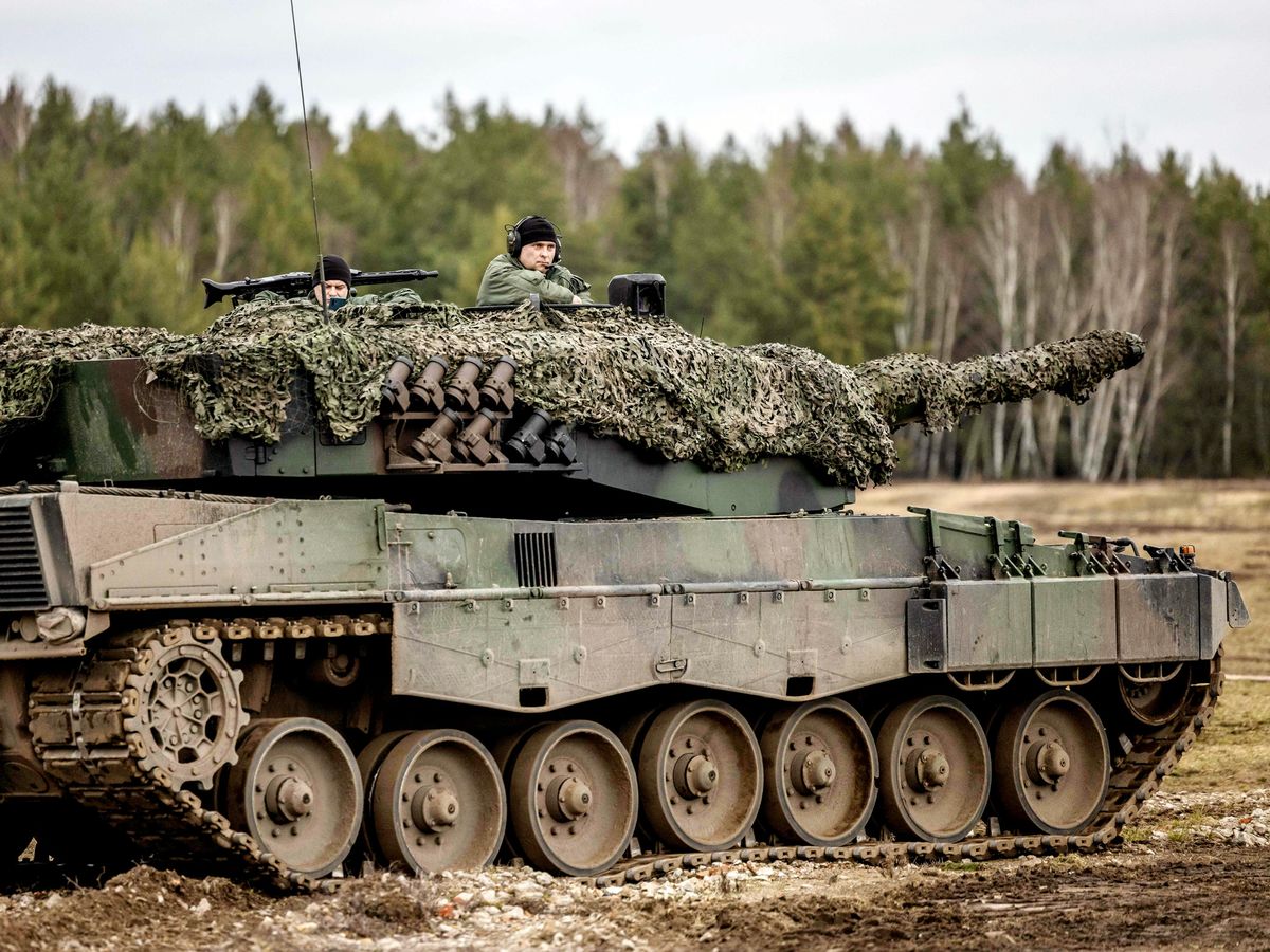 Μπάκχμουτ: Με Leopard-2 και Challenger-2 η εαρινή επίθεση που προετοιμάζει το Κίεβο αλλά οι Ρώσοι μπήκαν στα υπόγεια του AZOM (upd)