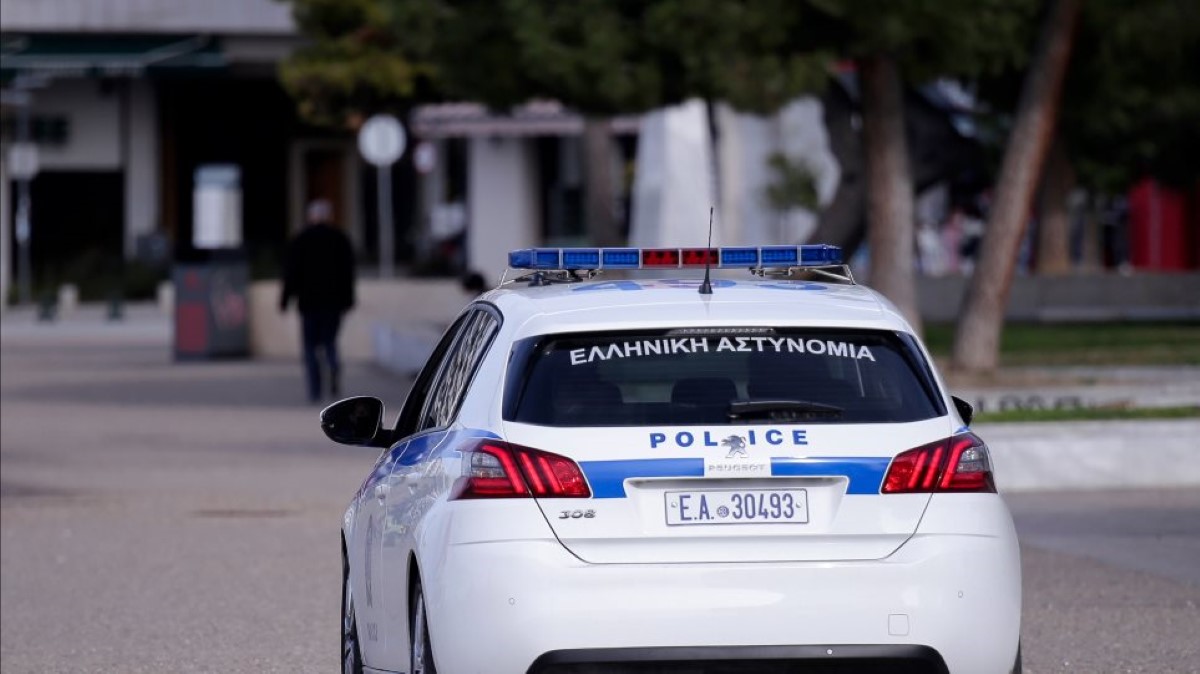 Λάρισα: Τρόμος για 90χρονη γυναίκα στον Πλατύκαμπο – Τρεις ληστές εισέβαλαν στο σπίτι της