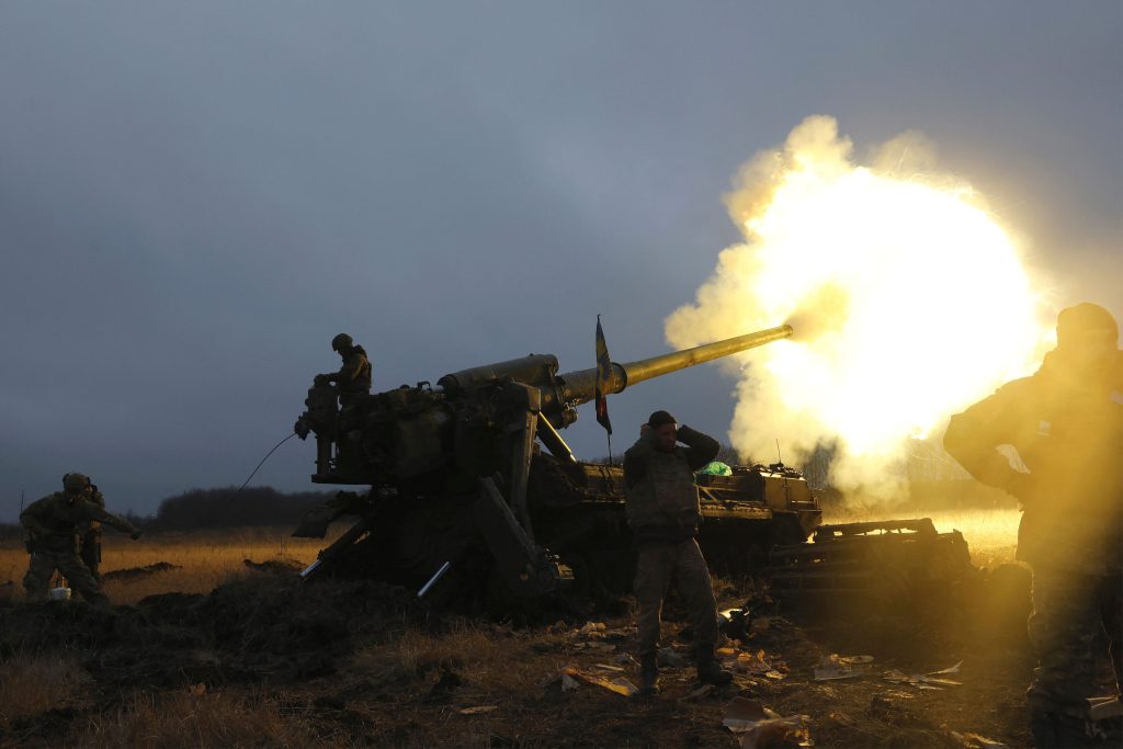 Οι ρωσικές δυνάμεις κατέστρεψαν τη μεγαλύτερη ουκρανική αποθήκη όπλων στο Σούμι (βίντεο)