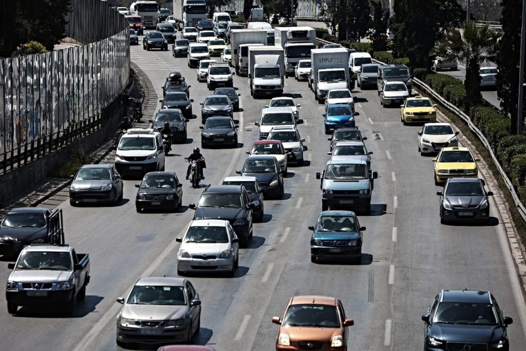 Δείτε σε ποιους δρόμους της Αττικής υπάρχει κίνηση (χάρτης)